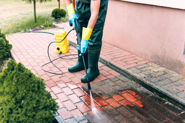Best Pool Deck Cleaning  in Woodburn, VA